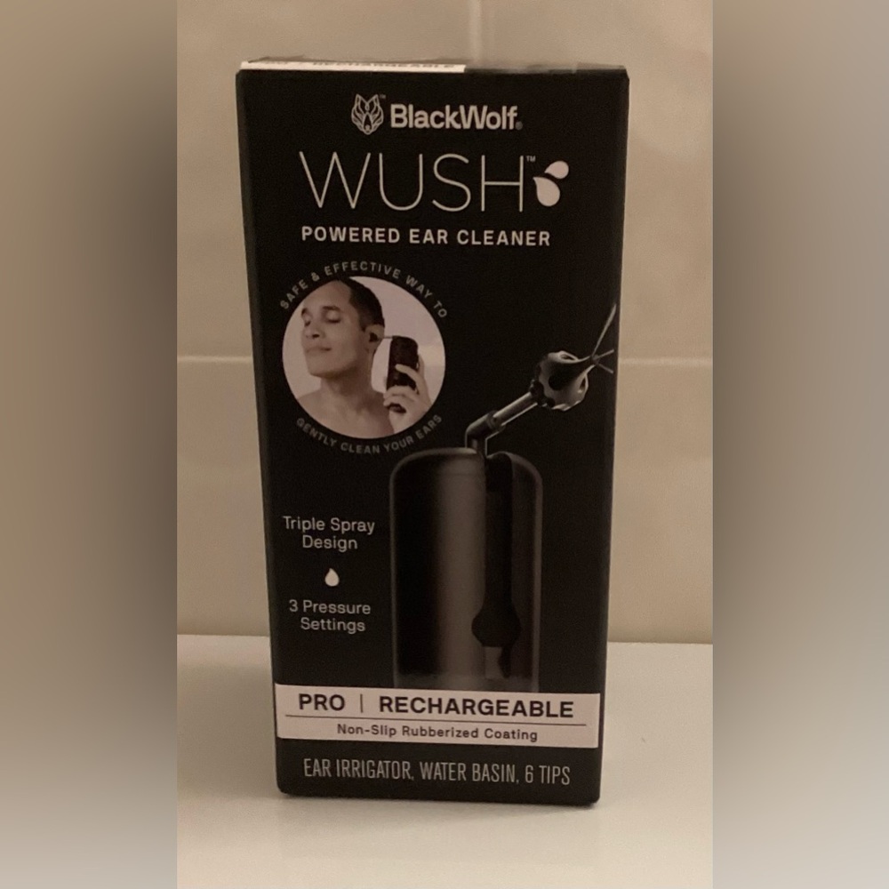 Black Wolf "Wush Pro" Water Powered Ear Cleaner (Black)
